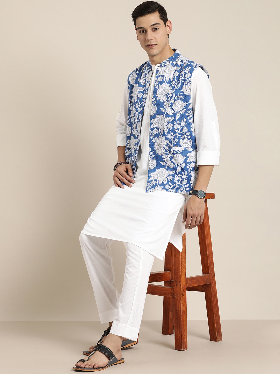 

Taavi Men Blue Floral Printed Pure Cotton 3 Piece Kurta with Pyjamas & Nehru Jacket