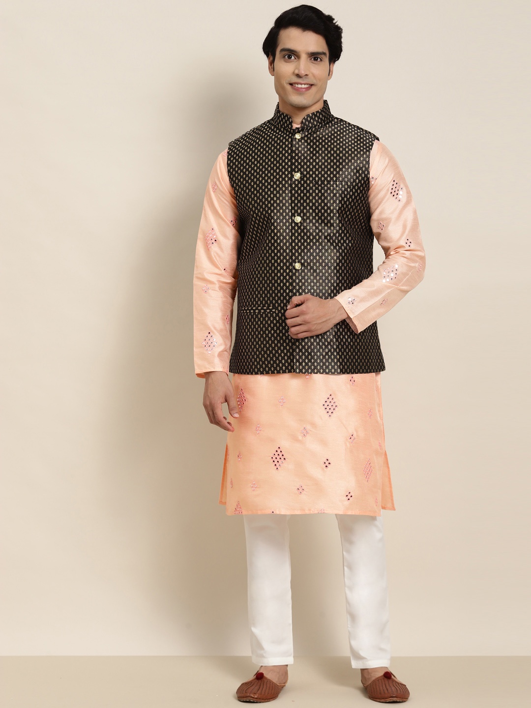 

SOJANYA Men Peach-Coloured Embroidered Mirror Work Kurta with Pyjamas & Nehru Jacket