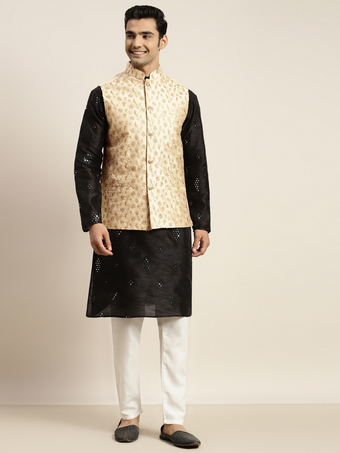 

SOJANYA Men Black Mirror Work Kurta with Pyjamas & Nehru Jacket