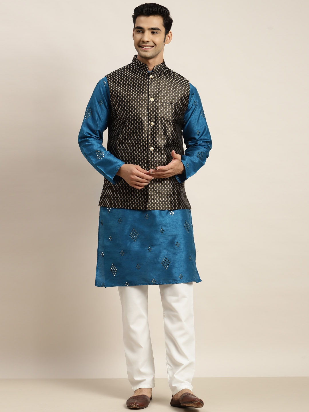 

SOJANYA Men Blue Mirror Work Kurta with Pyjamas & Nehru Jacket