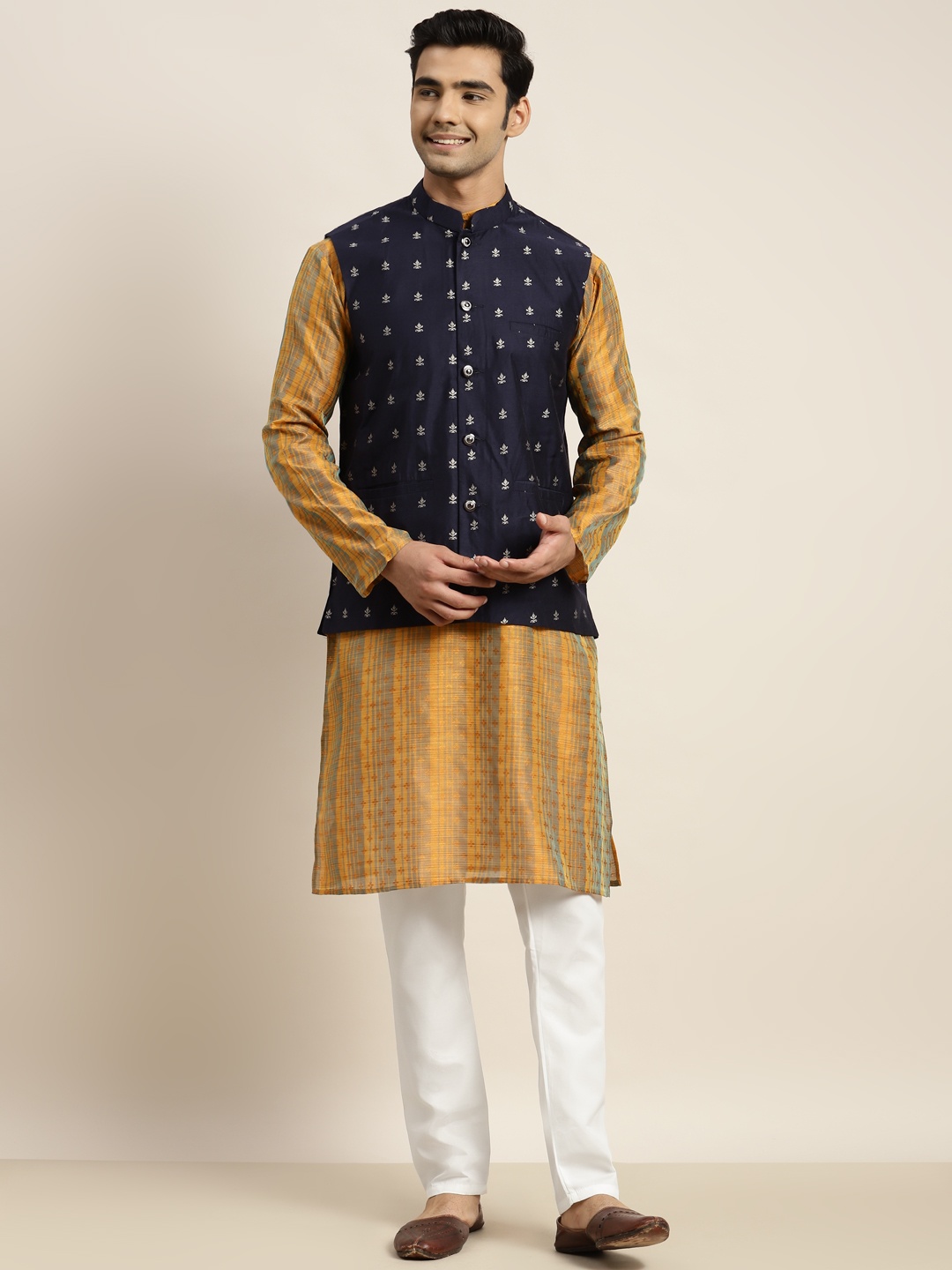 

SOJANYA Men Mustard Yellow Striped Kurta with Pyjamas & Nehru Jacket