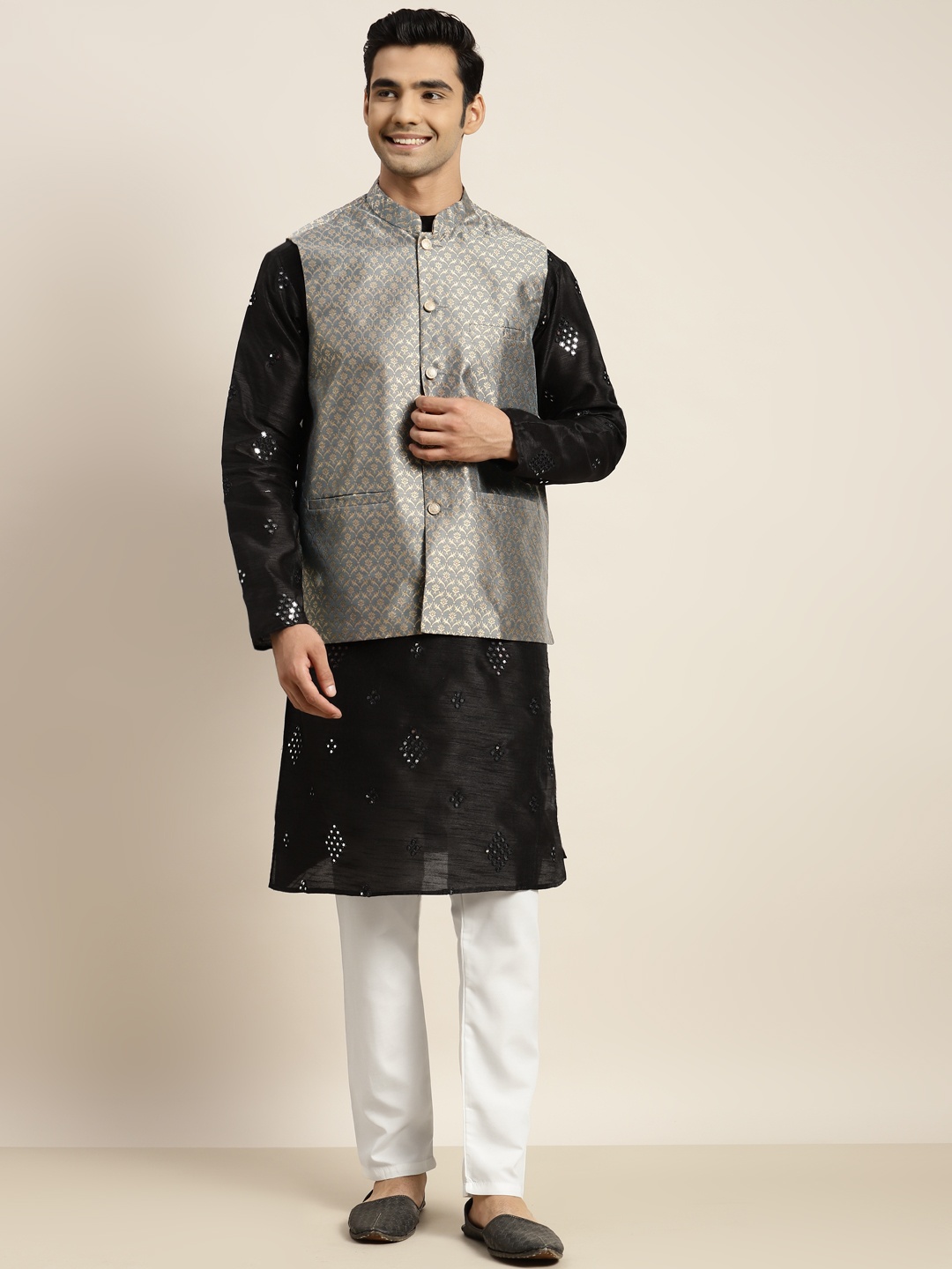 

SOJANYA Men Black Mirror Work Kurta with Pyjamas & Nehru Jacket