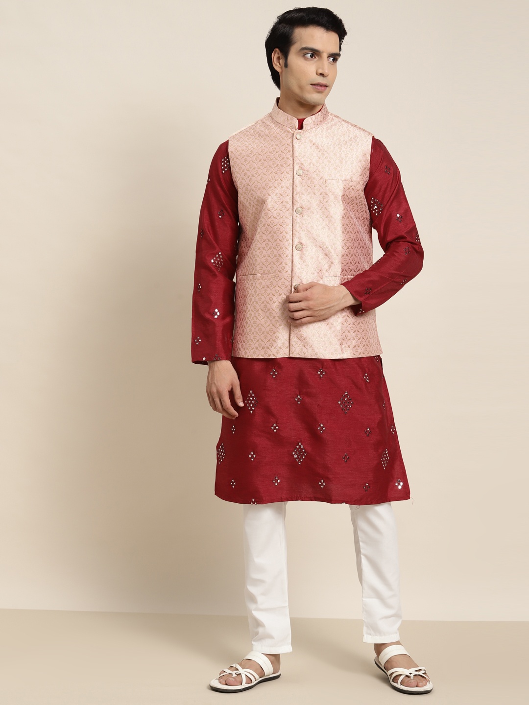 

SOJANYA Men Maroon Embroidered Mirror Work Kurta with Pyjamas With Nehru Jacket