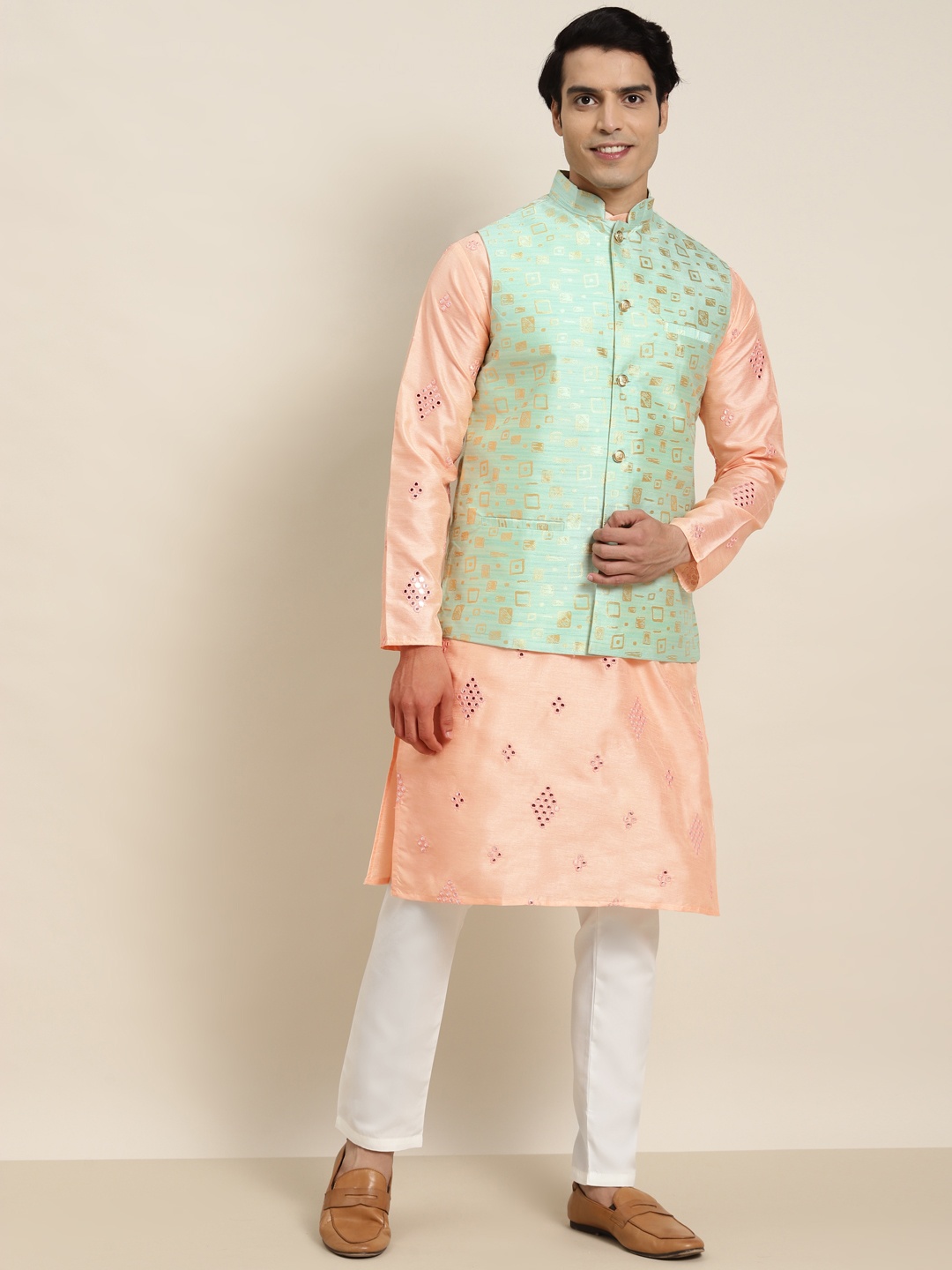 

SOJANYA Men Peach-Coloured Mirror Work Kurta with Pyjamas & Nehru Jacket