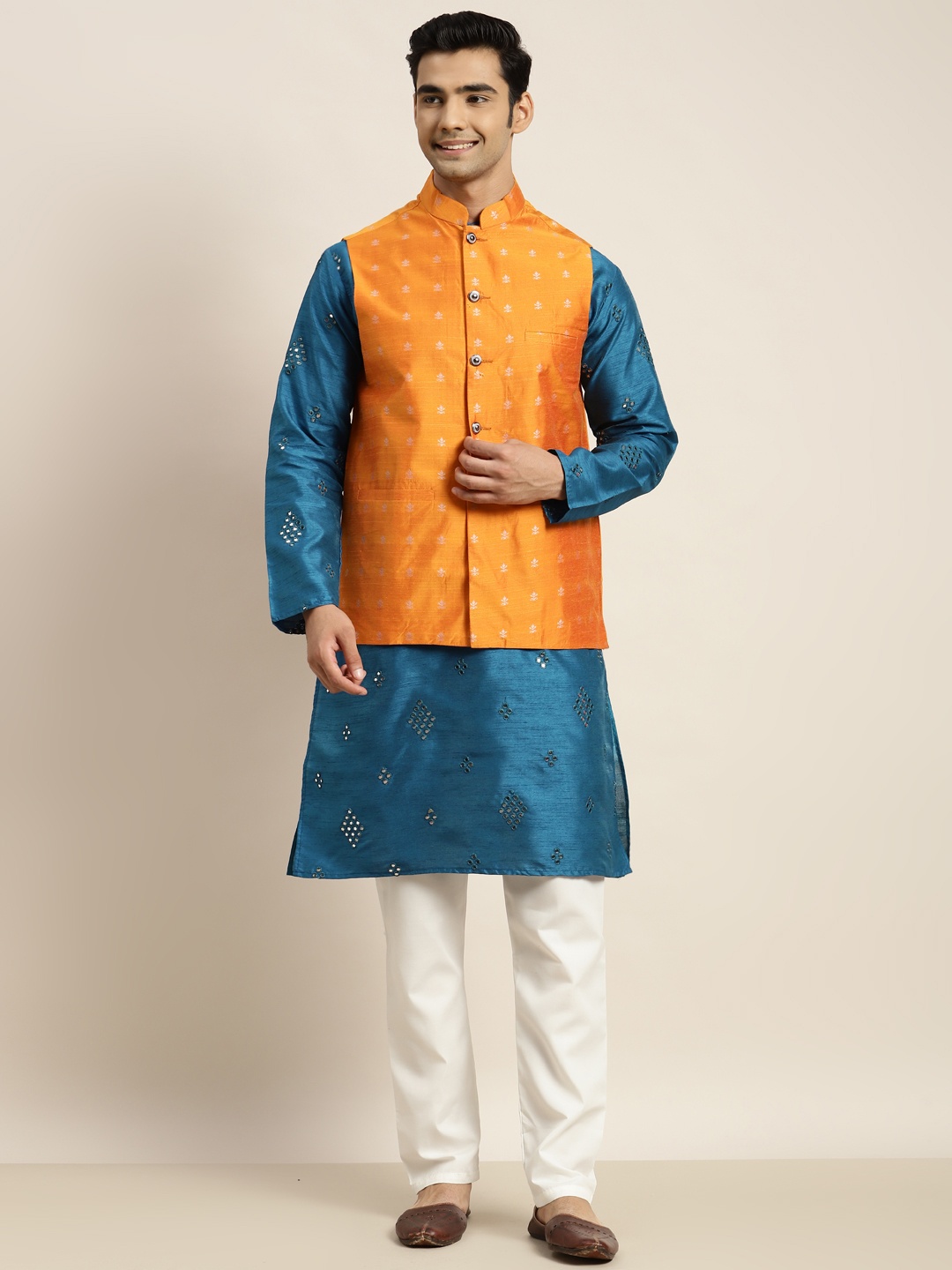 

SOJANYA Men Blue Embroidered Mirror Work Kurta with Pyjamas With Nehru Jacket