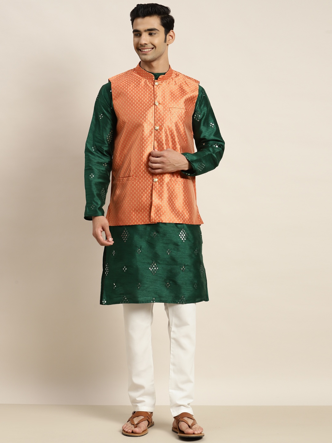 

SOJANYA Men Green Mirror Work Kurta with Pyjamas & Nehru Jacket