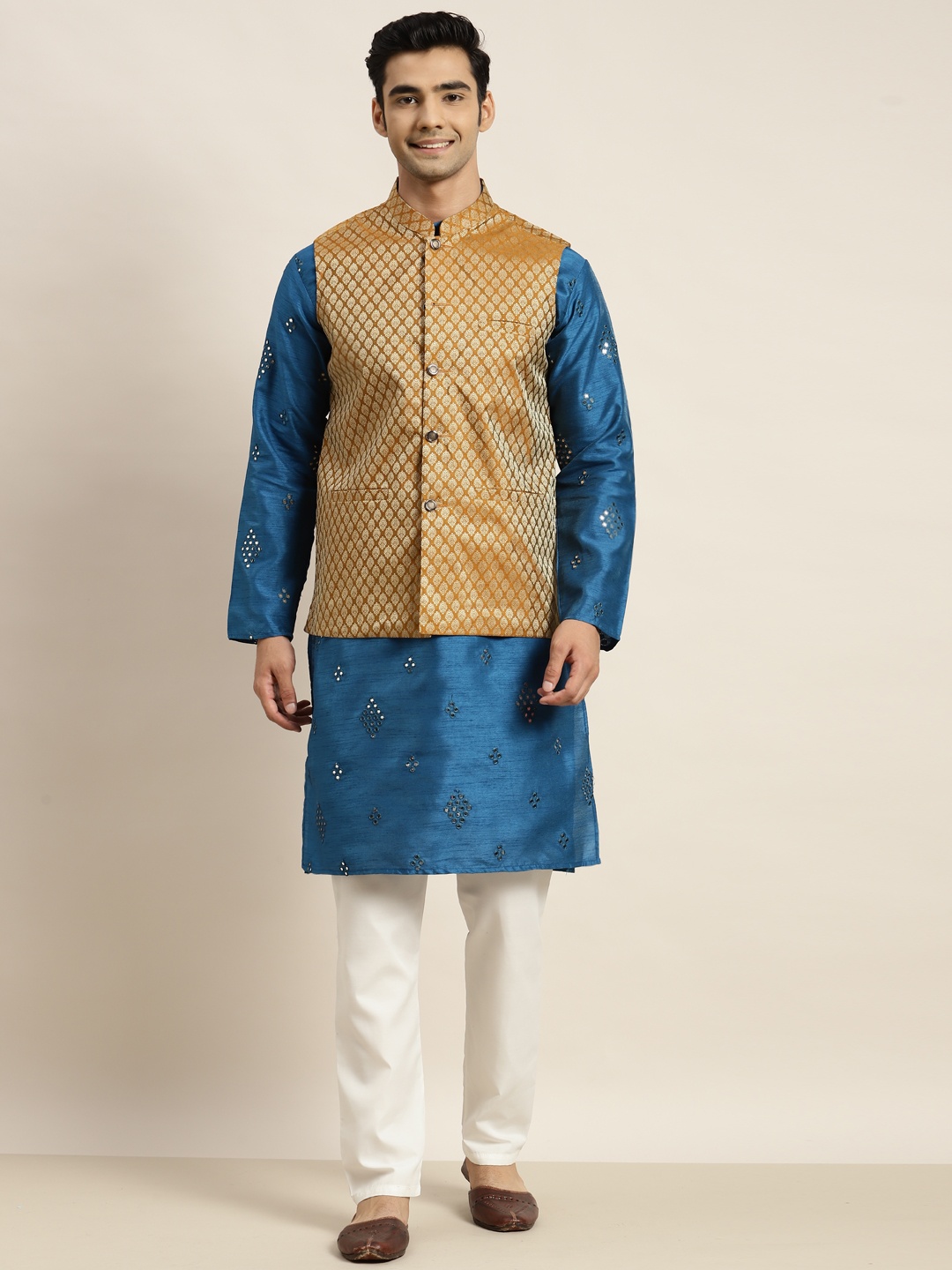 

SOJANYA Men Blue Mirror Work Kurta with Pyjamas & Nehru Jacket