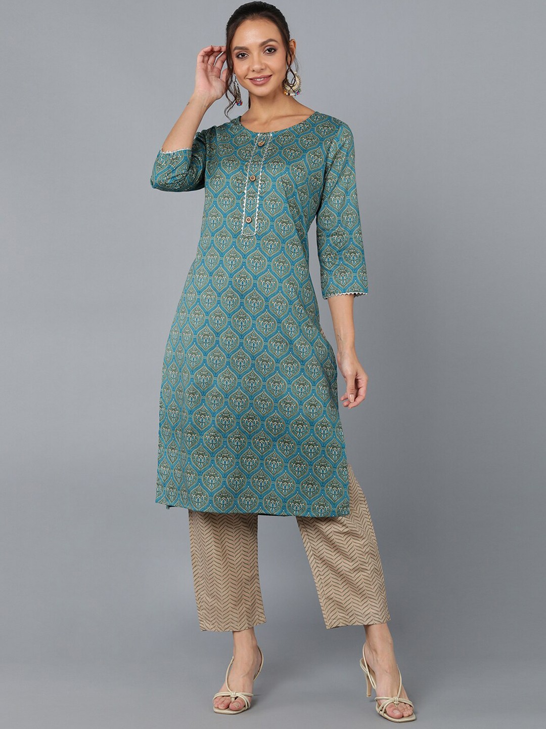 

kipek Women Teal Ethnic Motifs Printed Cotton blend Kurta with Trouser