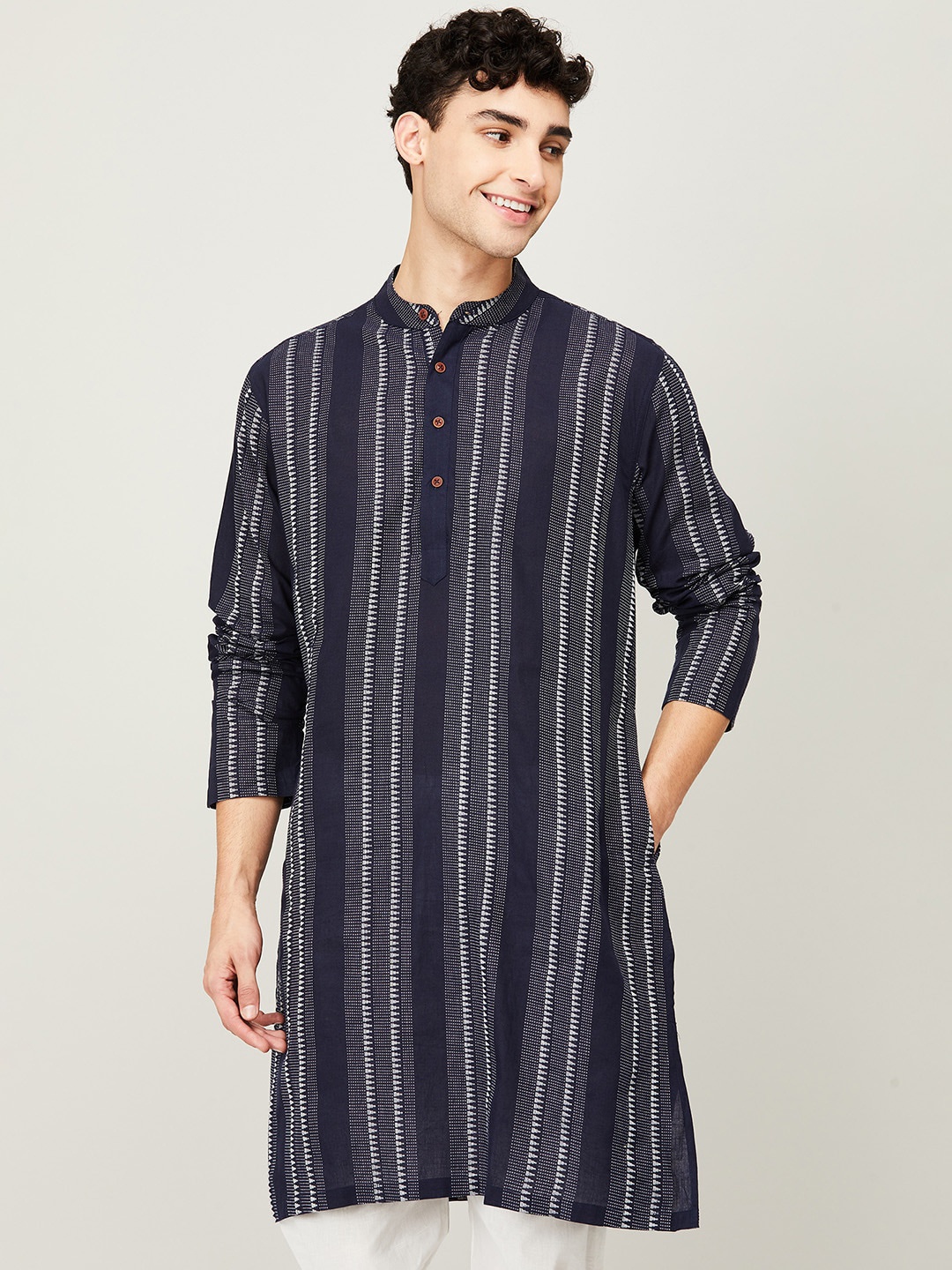 

Melange by Lifestyle Men Navy Blue Striped Kurta