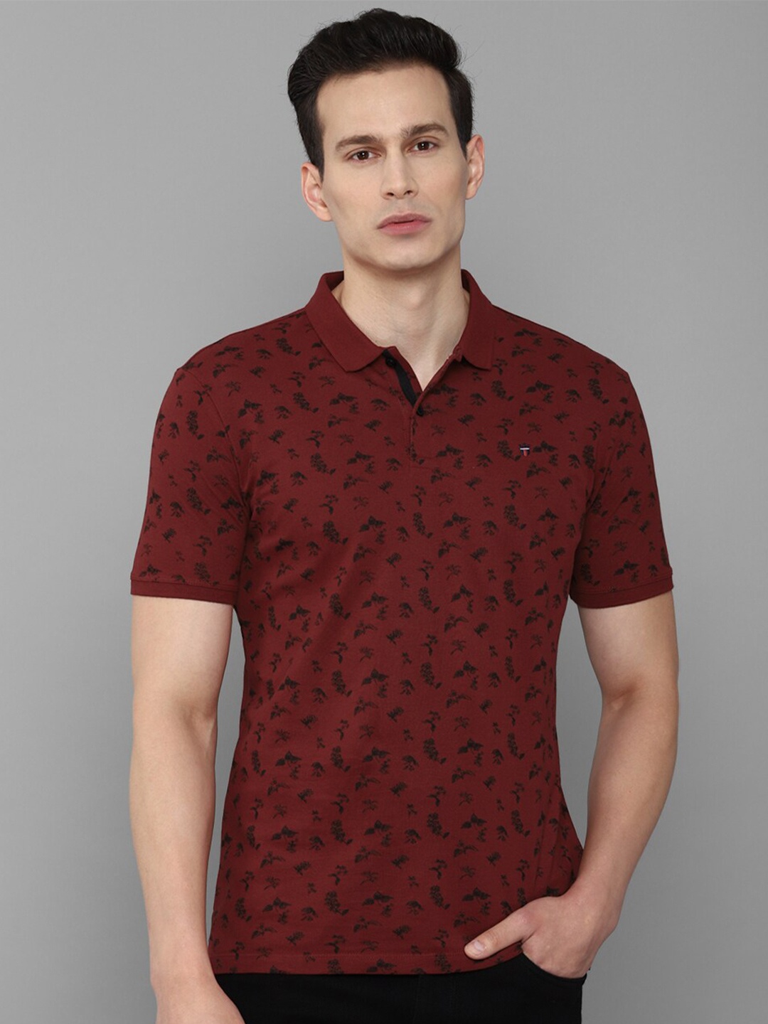 

Louis Philippe Jeans Men Maroon & Black Printed Polo Collar Slim Fit T-shirt