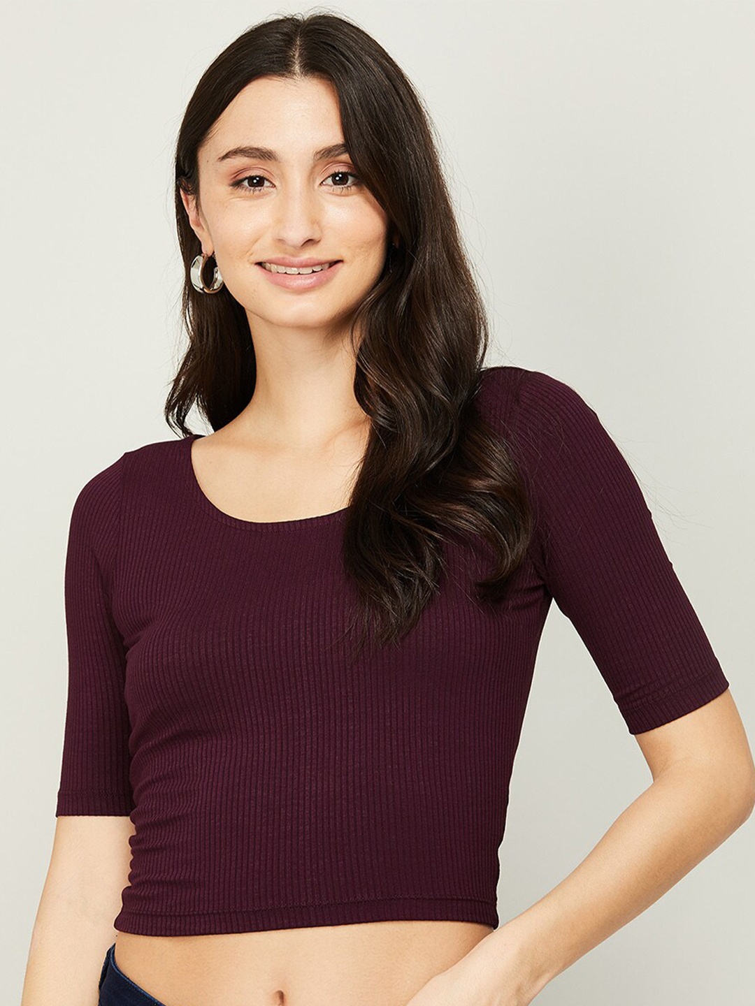 

Ginger by Lifestyle Women Red Solid Crop Top