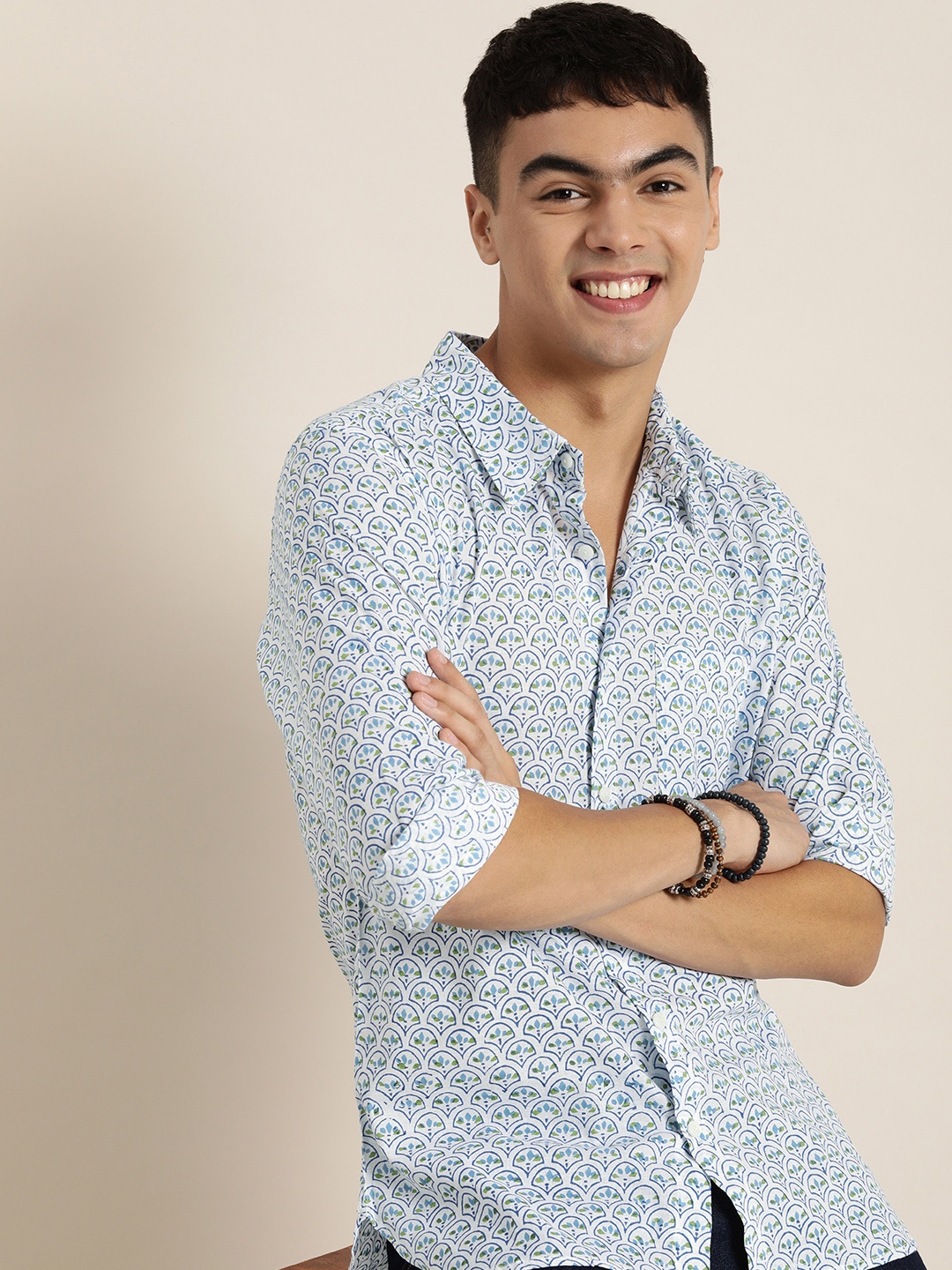 

Taavi Men Blue Handblock Printed Cotton Casual Shirt