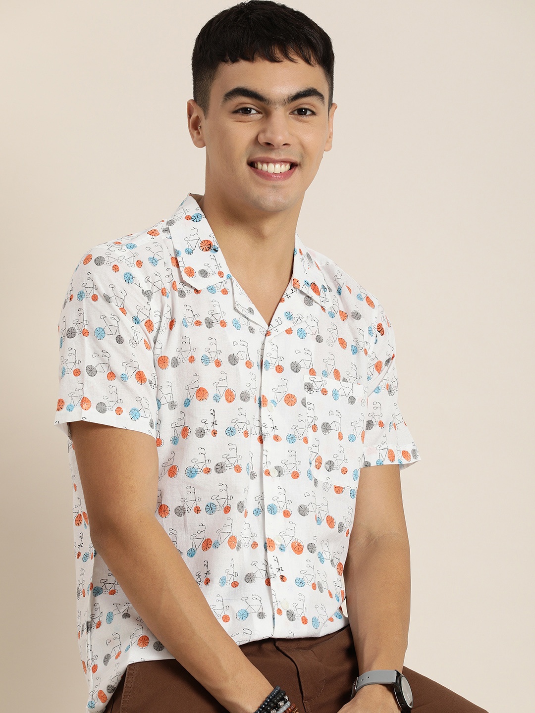 

Taavi Men Cream Handblock Printed Cotton Casual Shirt
