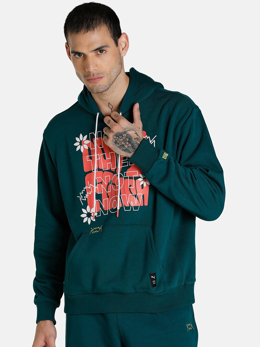 

Puma Men Green Run it Back Printed Hooded Sweatshirt