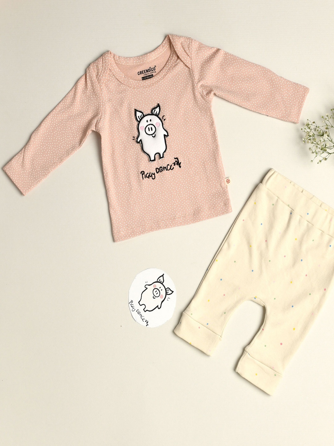 

GREENDIGO Kids Cream-Coloured & Peach-Coloured Printed T-shirt With Pyjamas