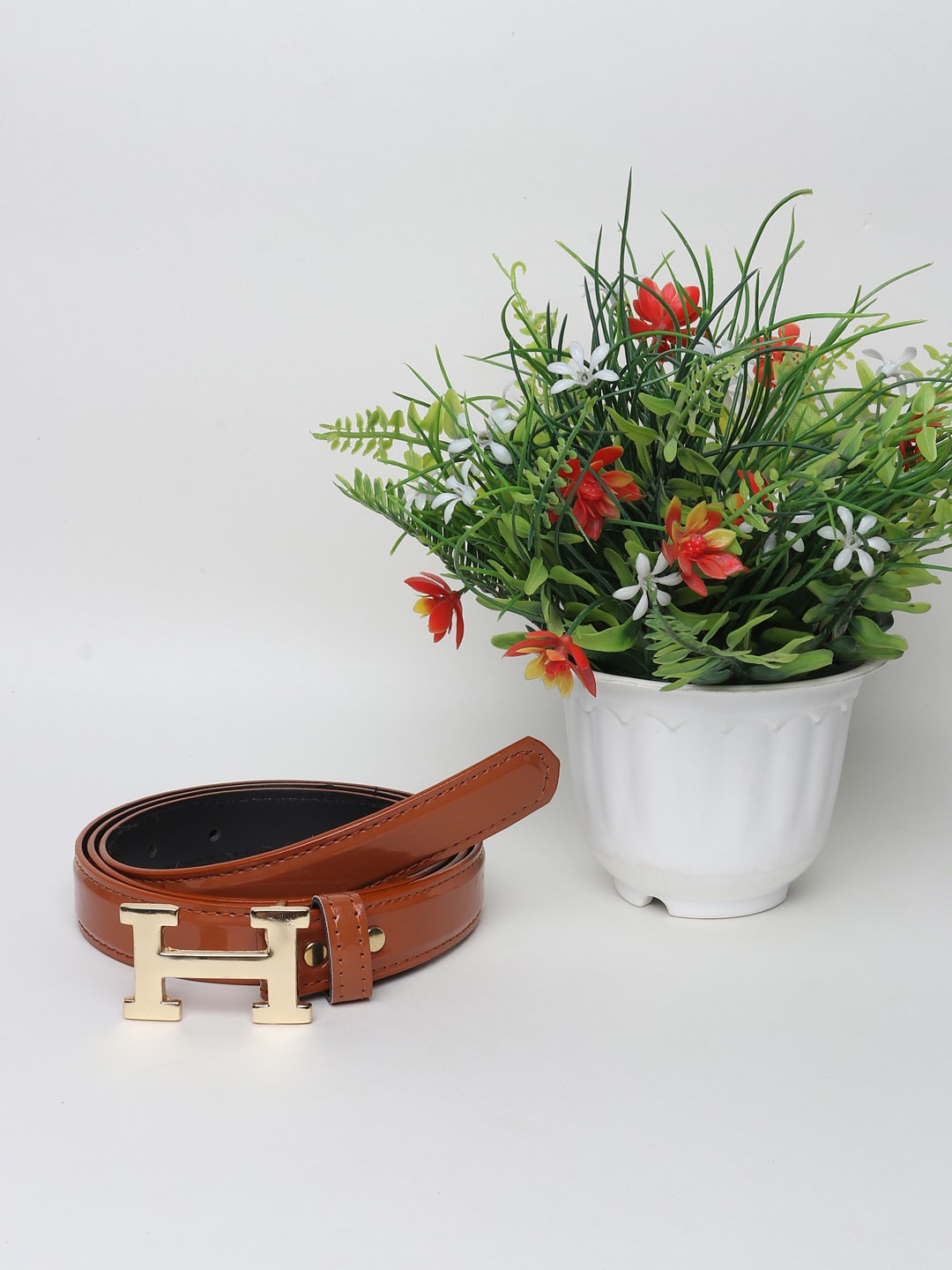 

Swiss Design Women Brown Belt