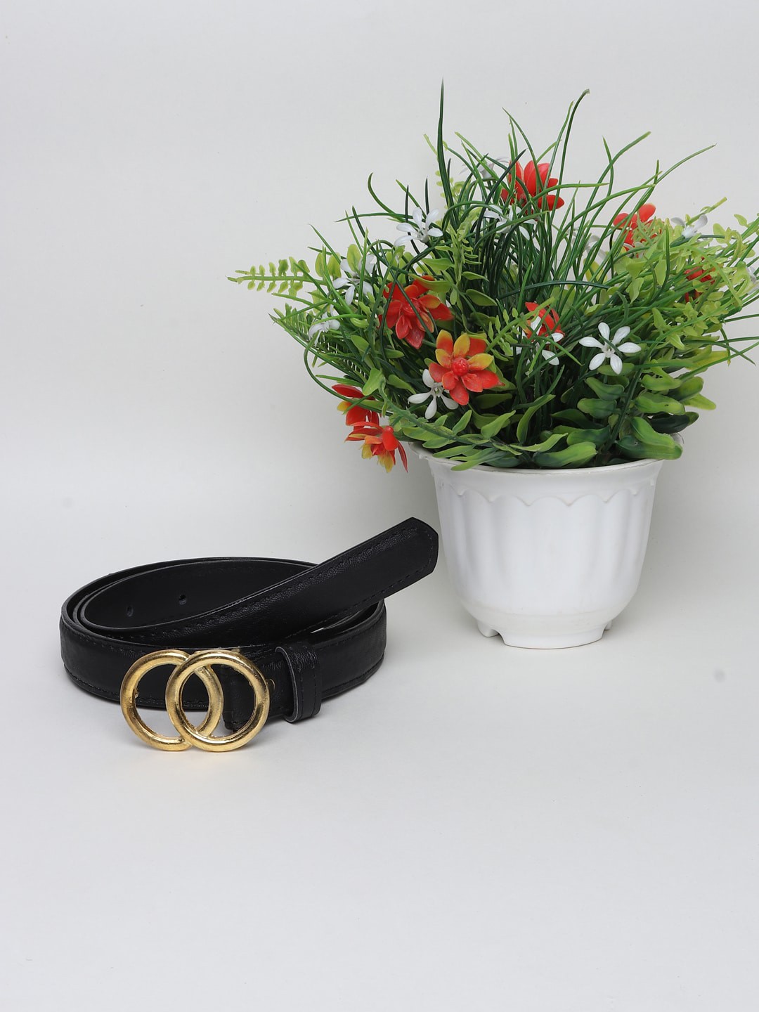

Swiss Design Women Black Solid Belt