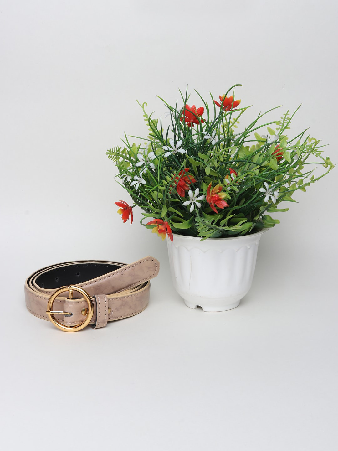 

Swiss Design Women Cream Printed Belt