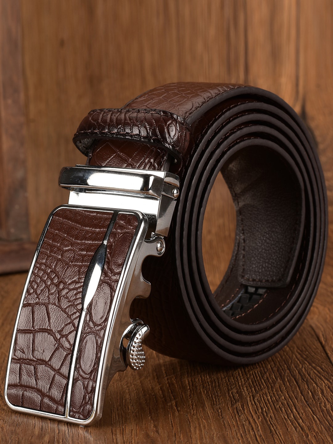 

BuckleUp Men Brown Textured Formal Belt