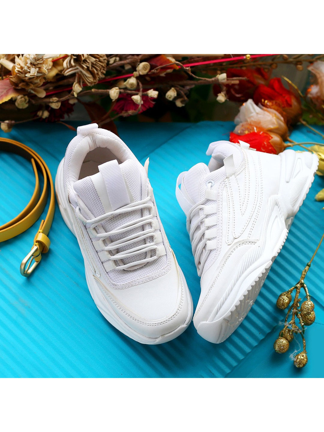 

DEAS Women White Solid Synthetic Lace-Ups Sneakers