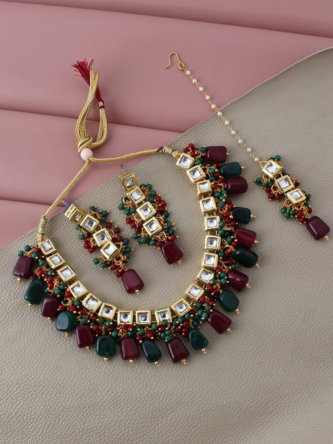 

LUCKY JEWELLERY Gold-Plated White & Green Kundan-Studded & Beaded Jewellery Set