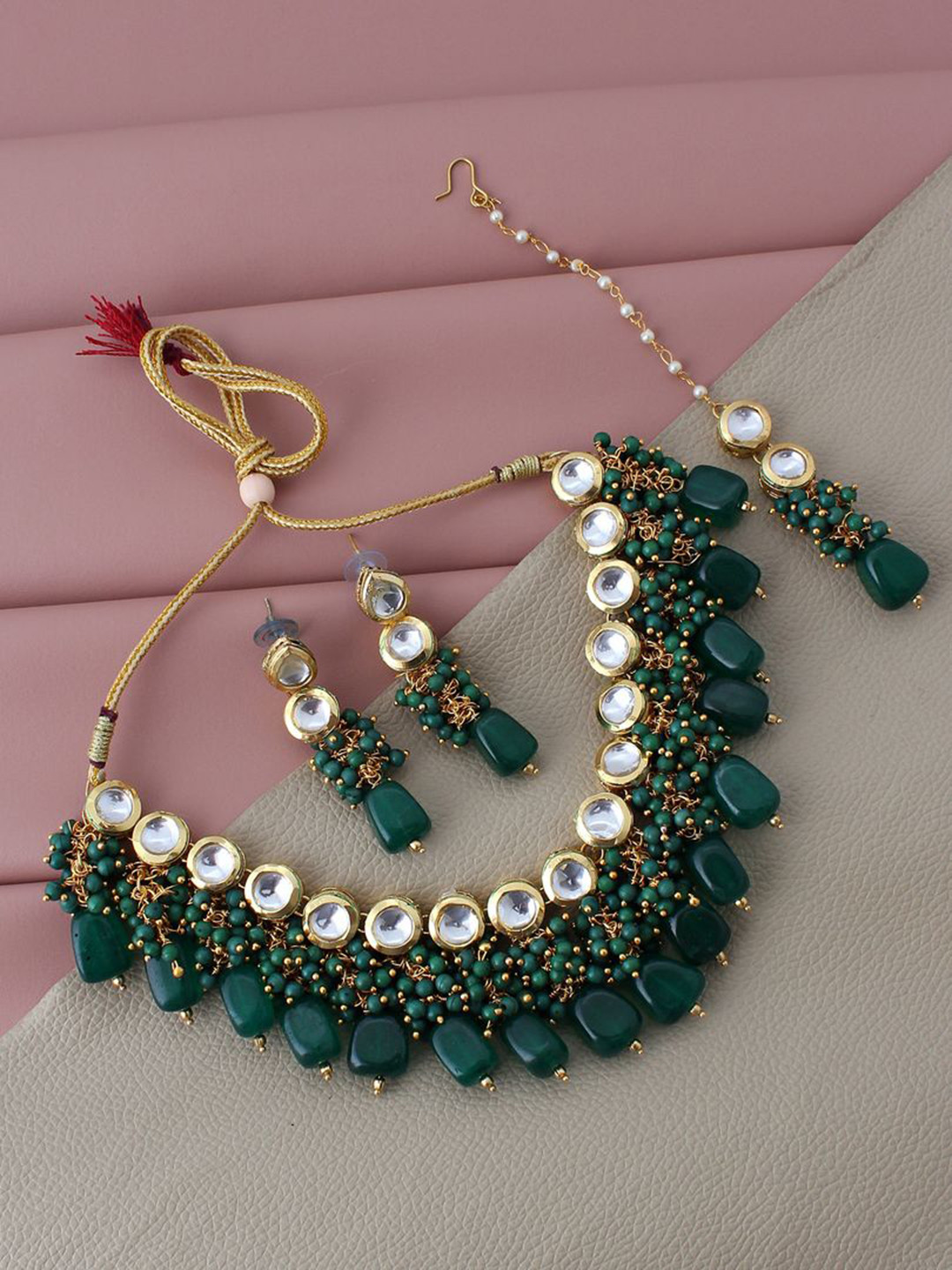 

LUCKY JEWELLERY 18K Gold-Plated White & Green Kundan-Studded & Pearl Beaded Jewellery Set