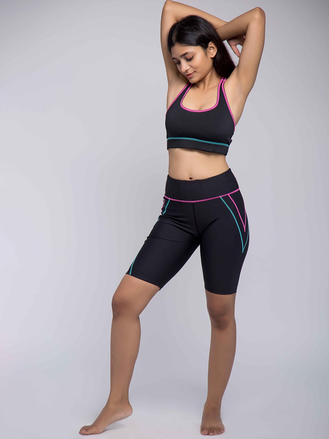 

aastey Women Black Skinny Fit High-Rise Cycling Sports Shorts