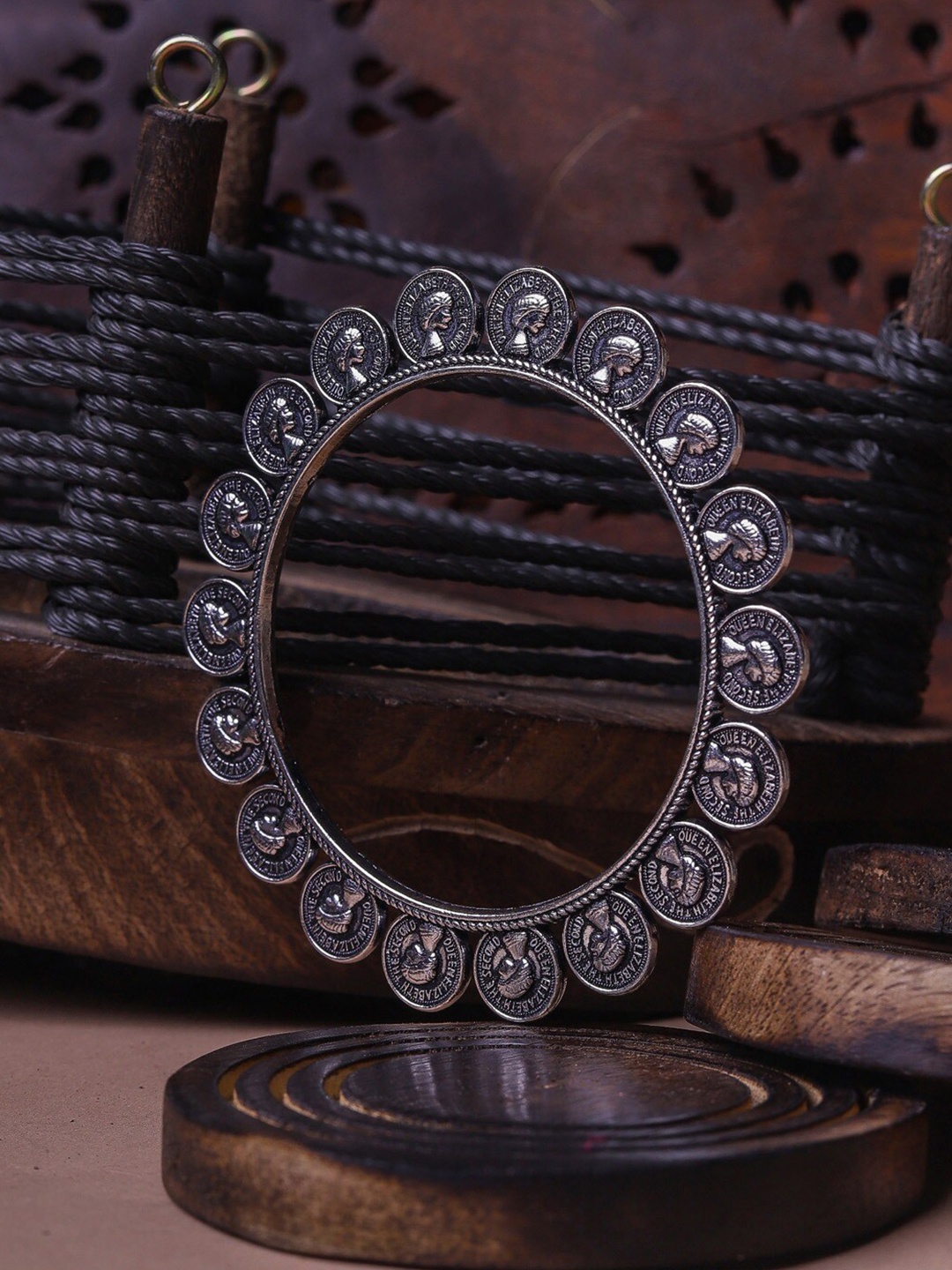 

Sangria Women Pack Of 2 Oxidised Silver-Plated Bangle-Style Bracelet, Na