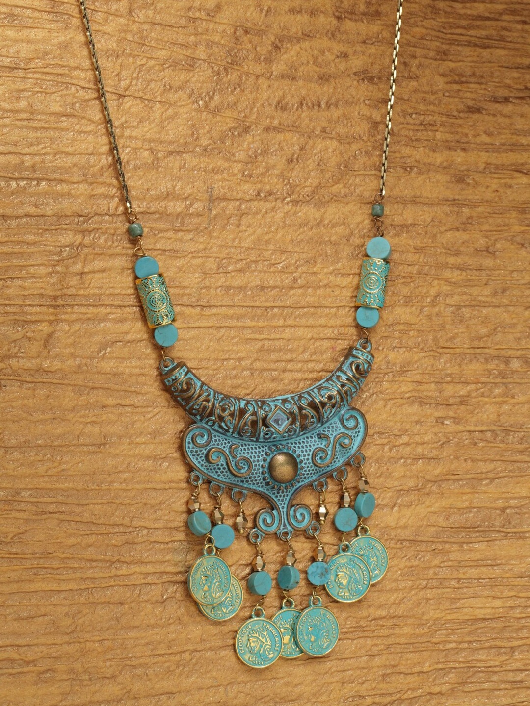 

Sangria Gold-Plated Tasselled Necklace