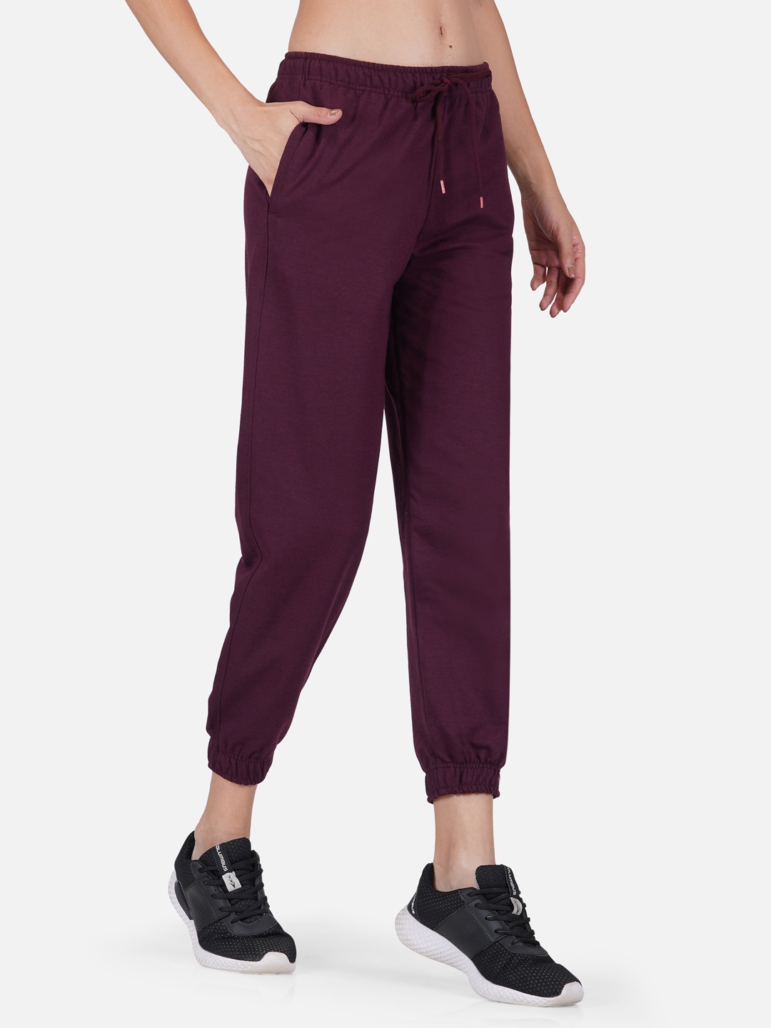 

Tinted Women Maroon Solid Pure Cotton Jogger