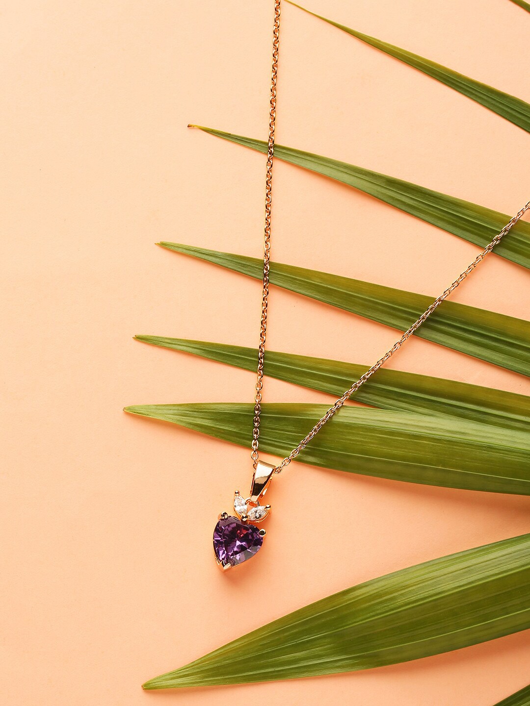 

HOT AND BOLD Purple Brass Gold-Plated Chain