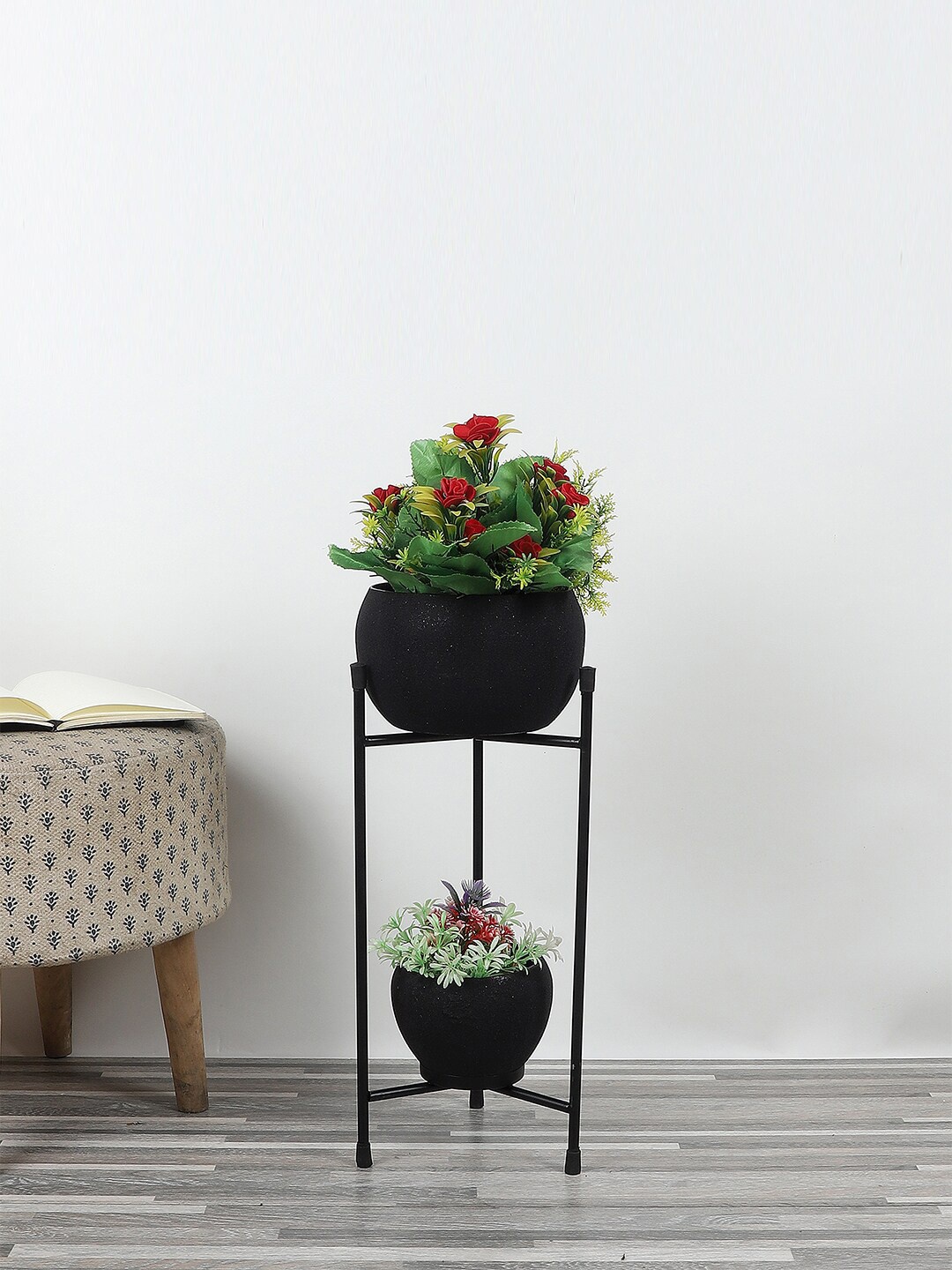 

Amaya Decors Double Layer Apple Planter, Black