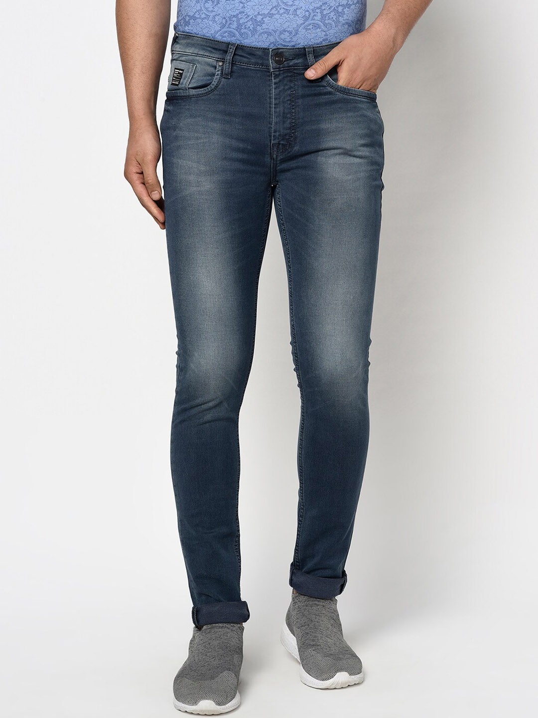 

Blackberrys Men Blue Skinny Fit Light Fade Cotton Casual Jeans