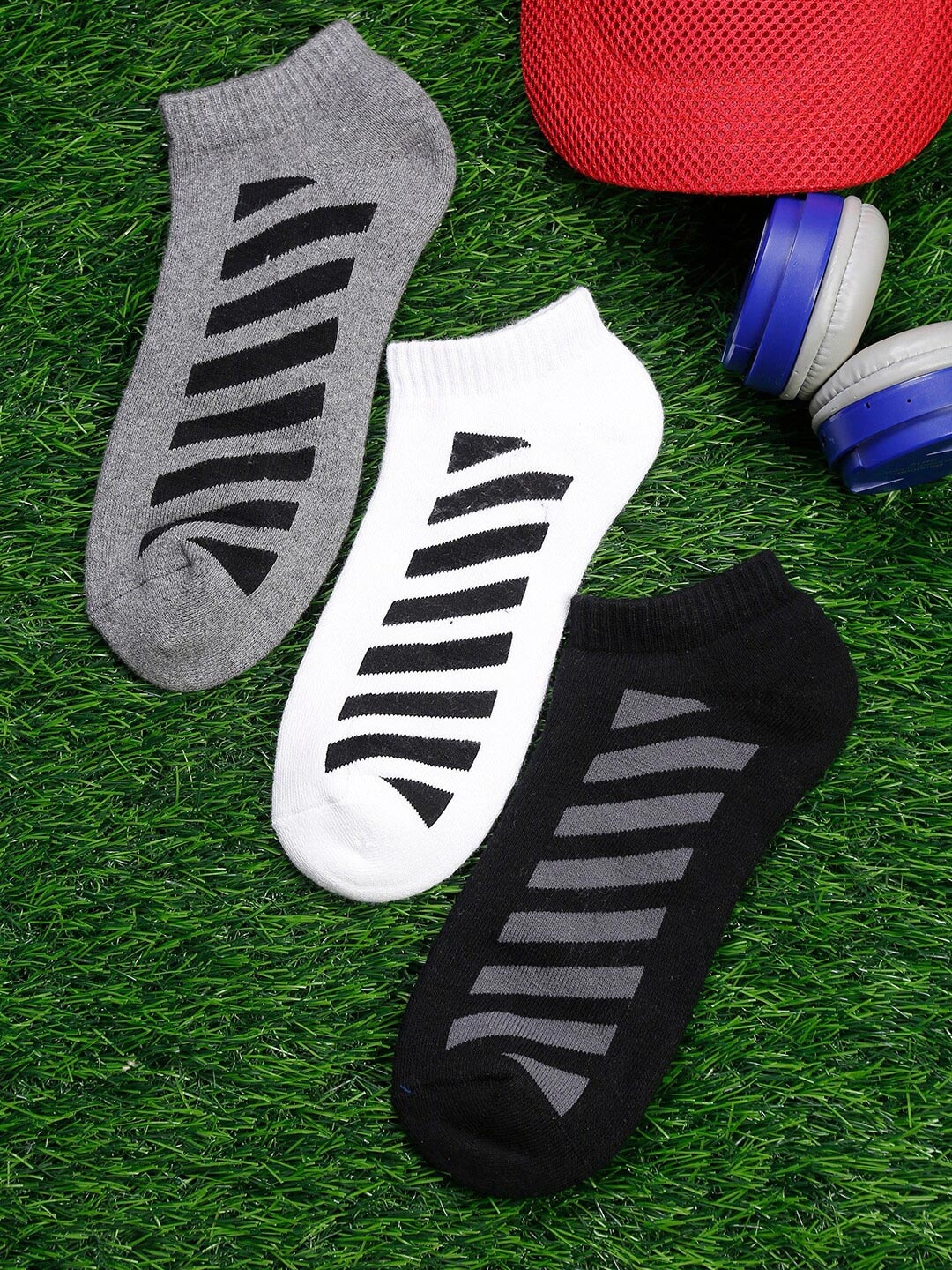 

MUTAQINOTI Men Pack Of 3 Patterned Ankle-Length Antimicrobial Socks, Black