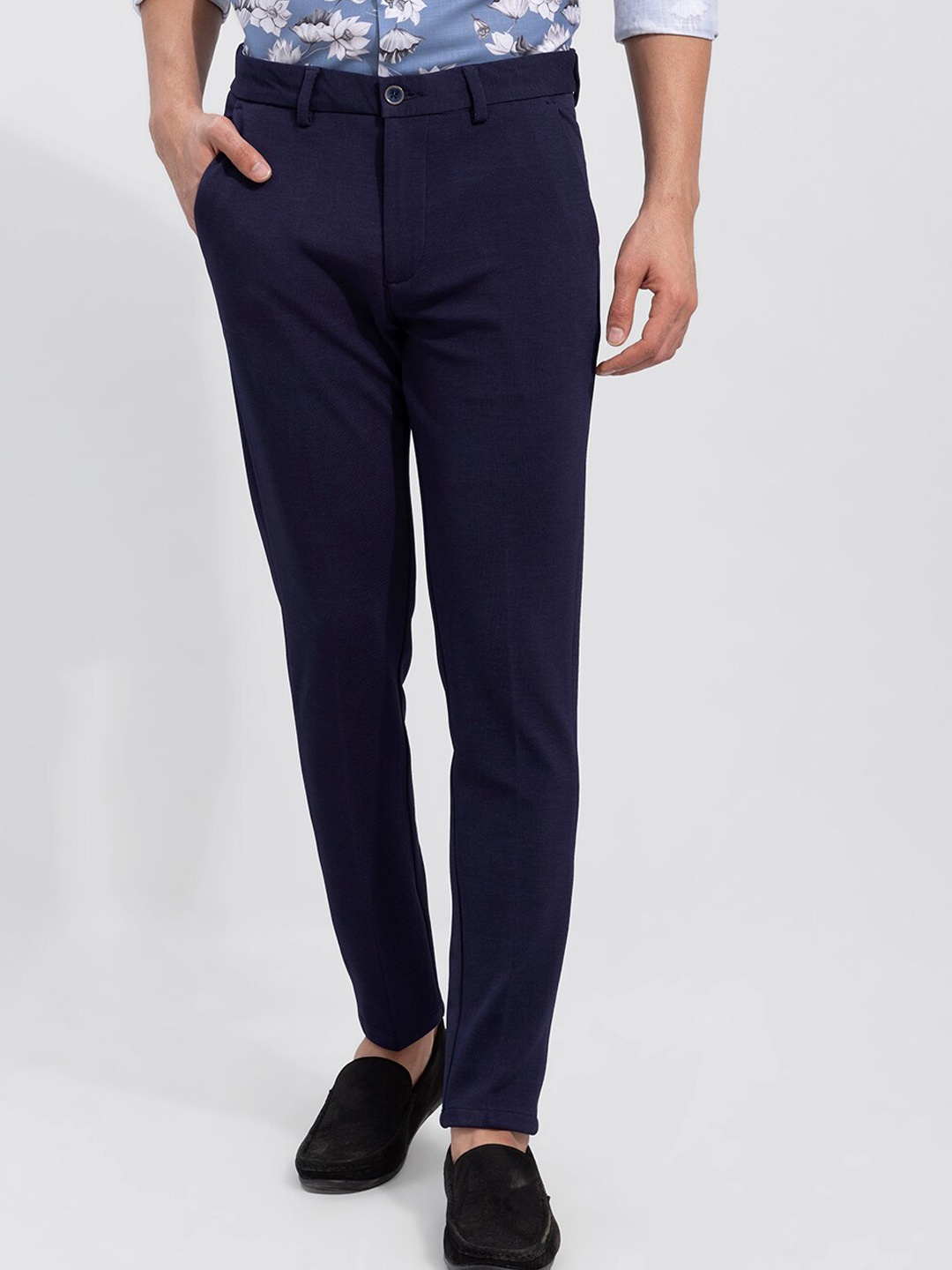 

Snitch Men Navy Blue Carrot Slim Fit Solid Wrinkle Free Trousers