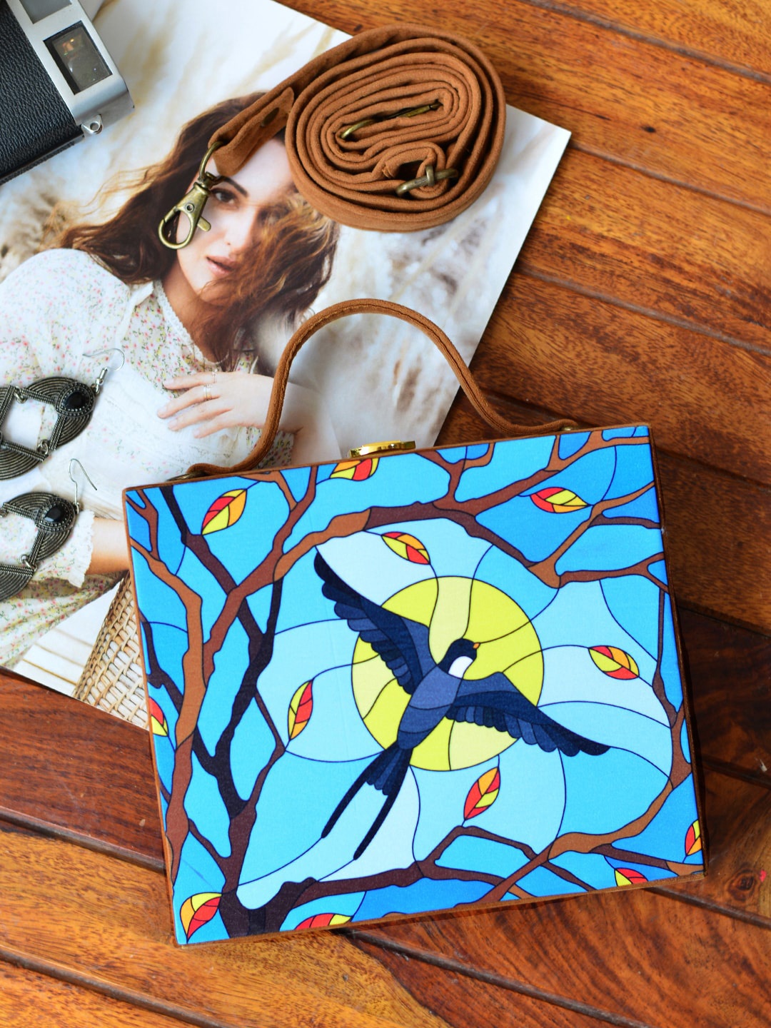 

ARTKLIM Women Blue Printed Clutches