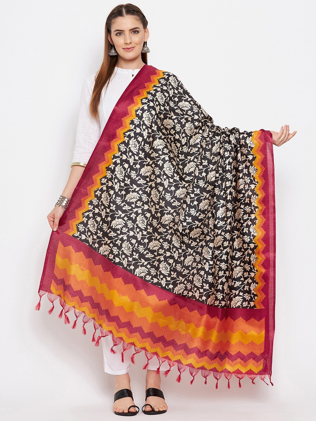 

Clora Creation Black & White Printed Dupatta