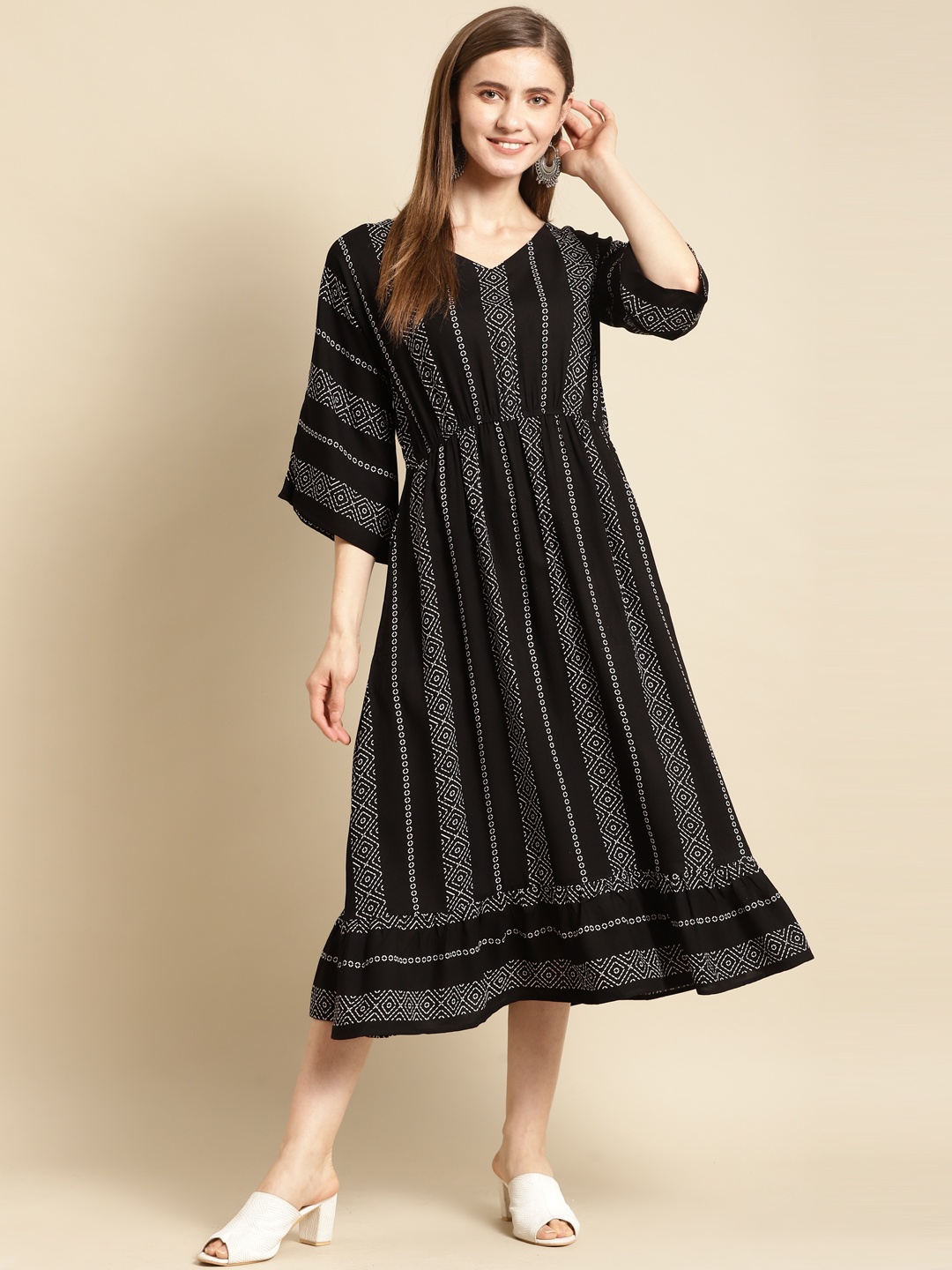 

Gerua By Libas, Black