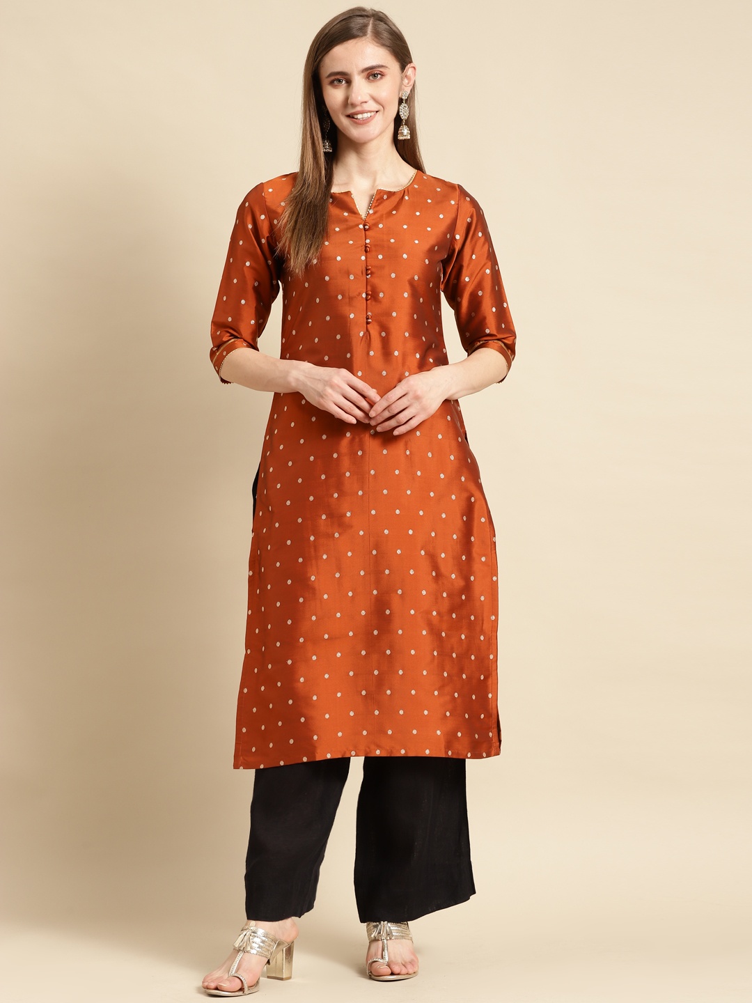 

Gerua By Libas, Rust