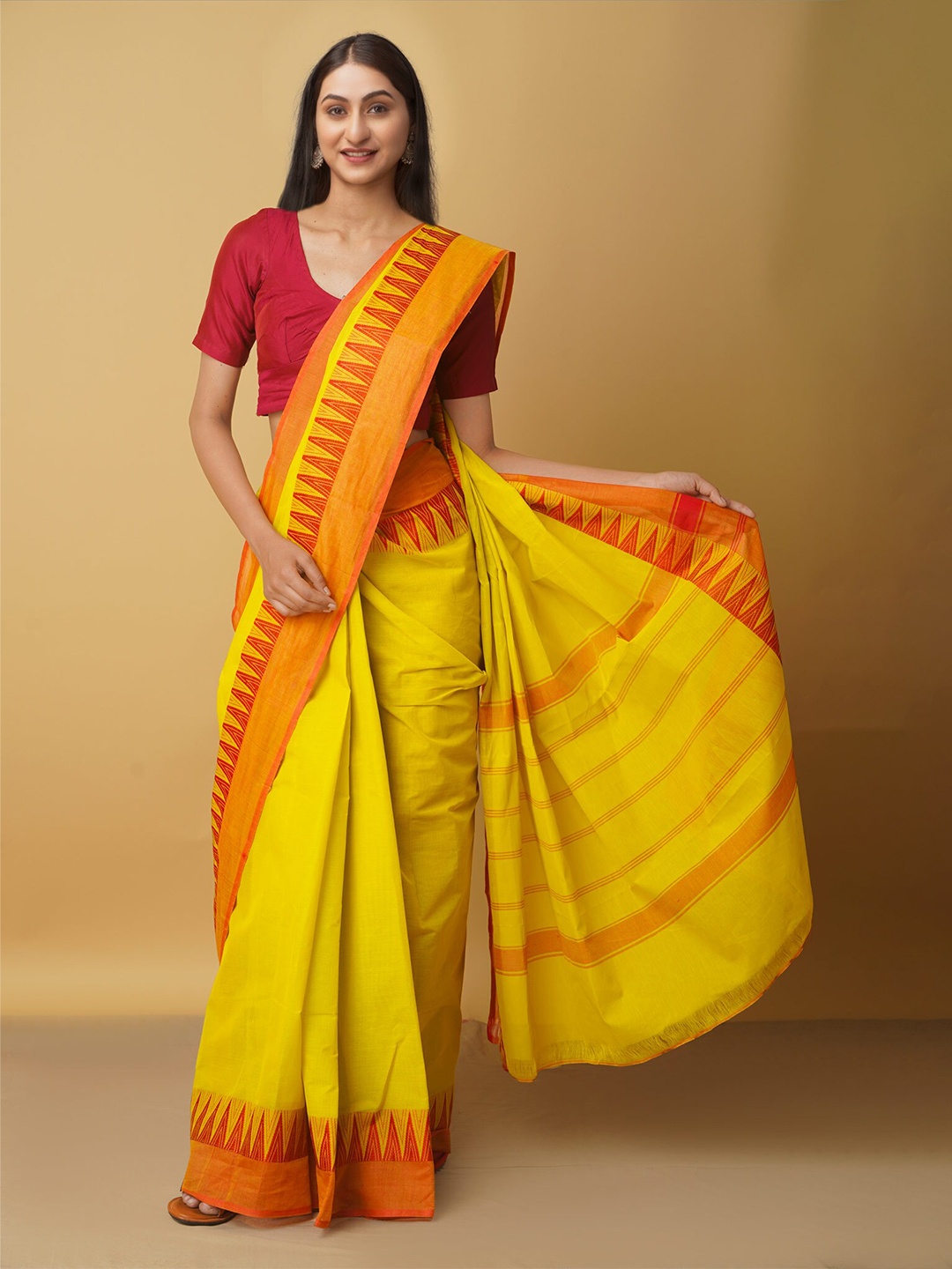 

Unnati Silks Yellow & Orange Woven Design Pure Cotton Kanjeevaram Saree