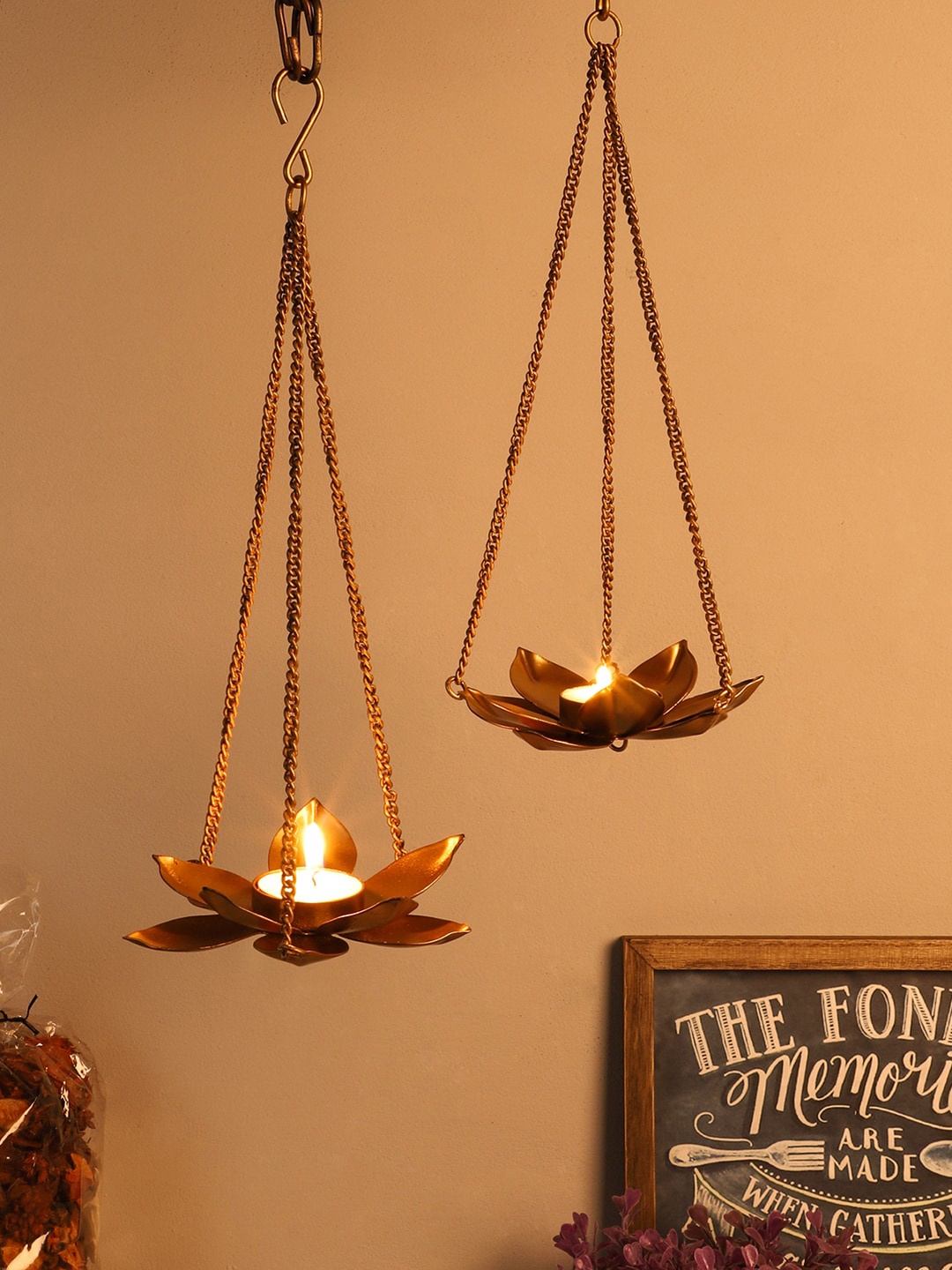 

Amaya Decors Set of 2 Gold-Toned Solid Hanging Tealight Candle Holders