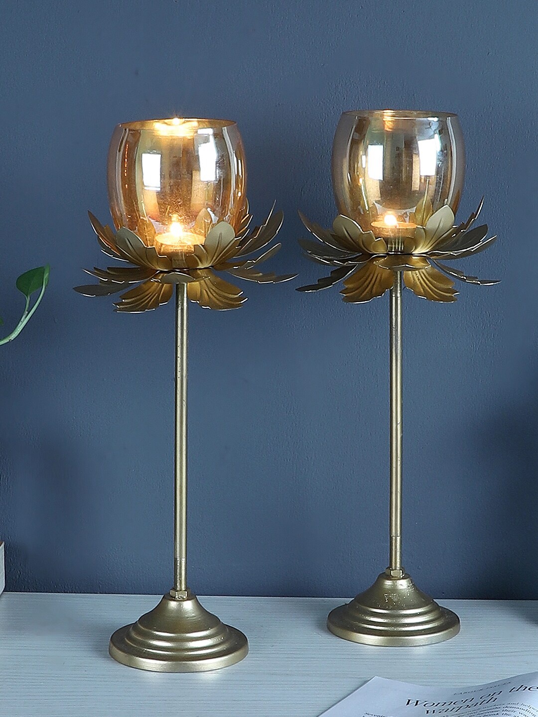 

Amaya Decors Set Of 2 Gold-Toned Solid Flower Detachable Tealight Holder