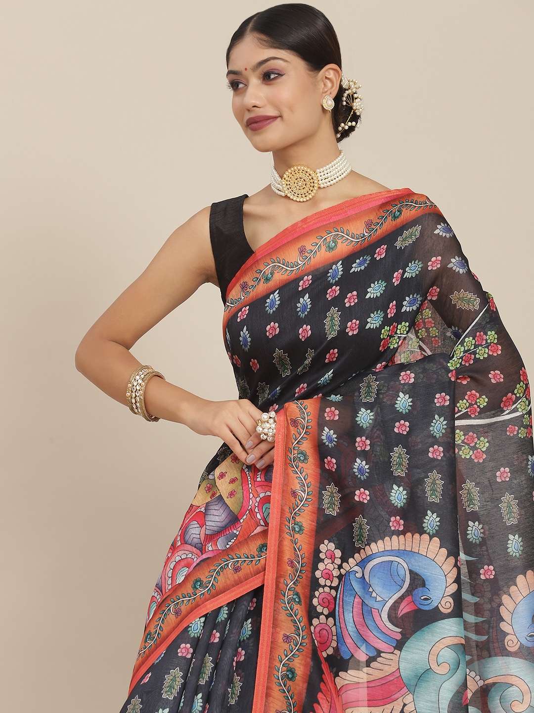 

Ishin Black Cotton Blend Ethnic Motifs Saree