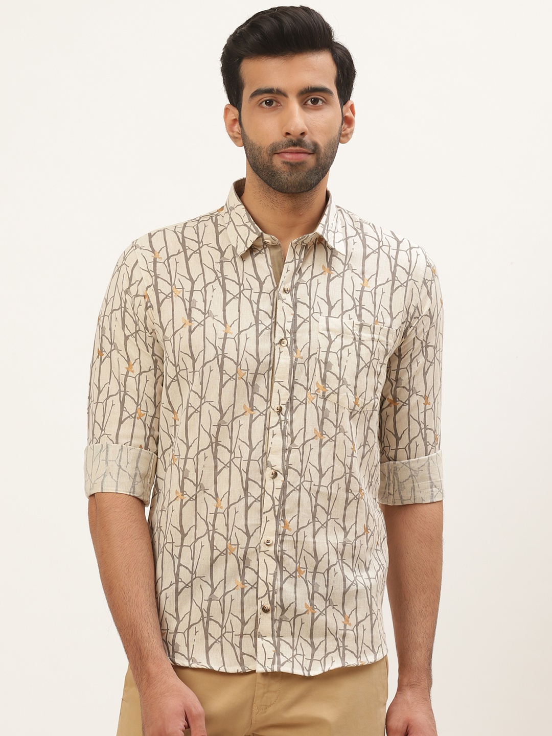

Tistabene Men Beige Comfort Slim Fit Printed Casual Shirt