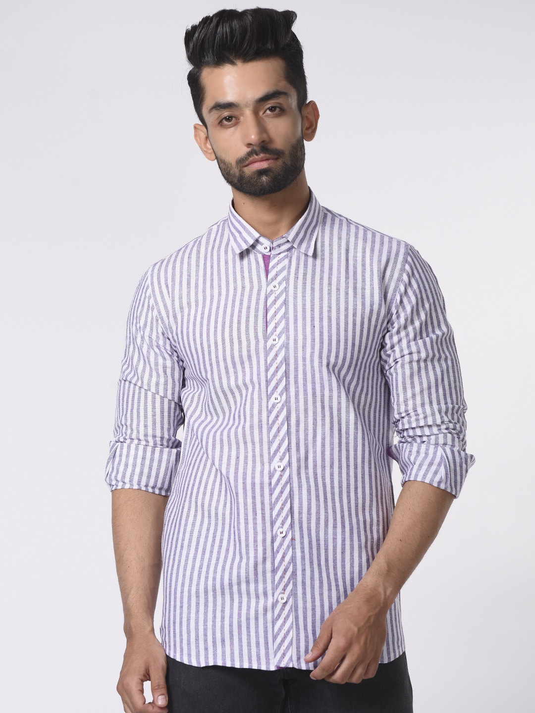 

Tistabene Men White Comfort Slim Fit Striped Casual Shirt