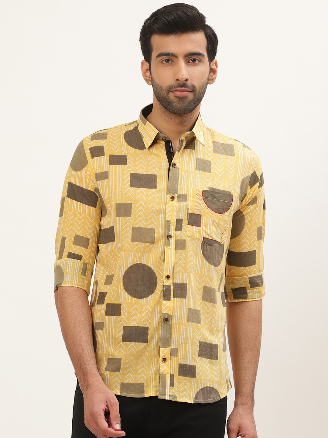 

Tistabene Men Yellow Comfort Slim Fit Printed Casual Shirt