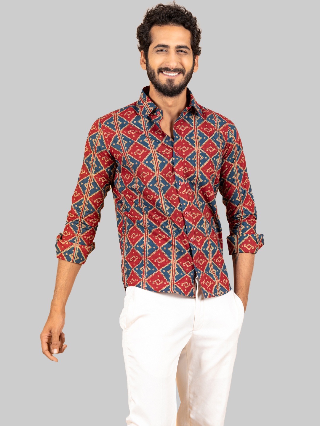 

Tistabene Men Red Comfort Printed Casual Shirt
