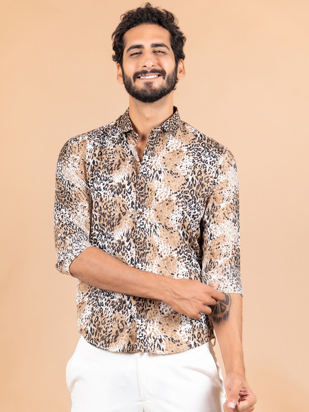 

Tistabene Men Brown Leopard Print Comfort Fit Casual Shirt