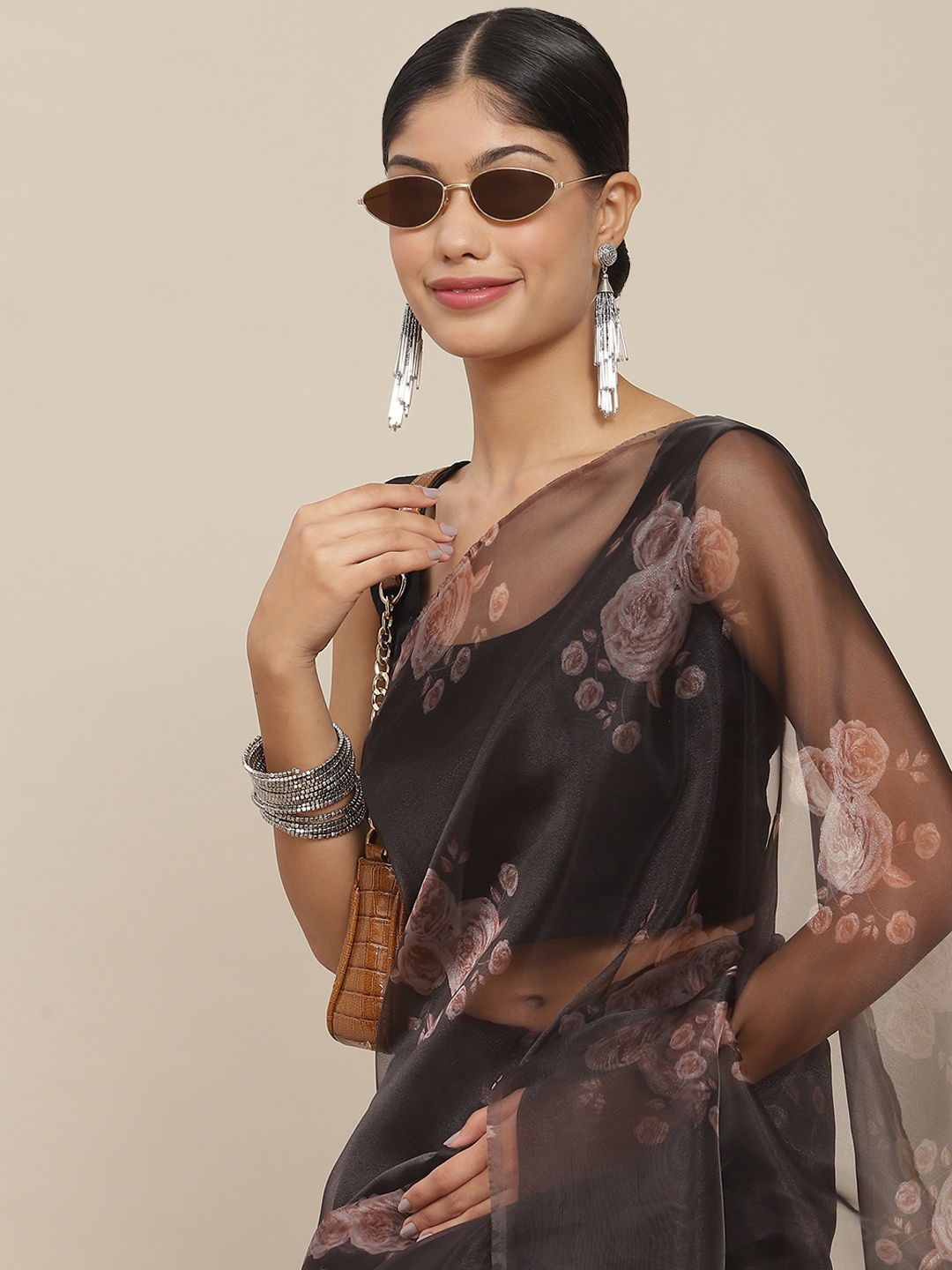 

Ishin Black Floral Printed Organza Saree