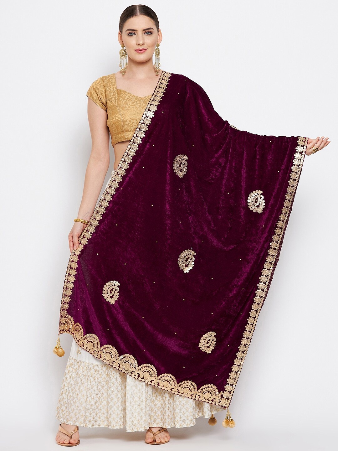 

Clora Creation Burgundy & Gold-Toned Ethnic Motifs Embroidered Velvet Dupatta with Gotta Patti
